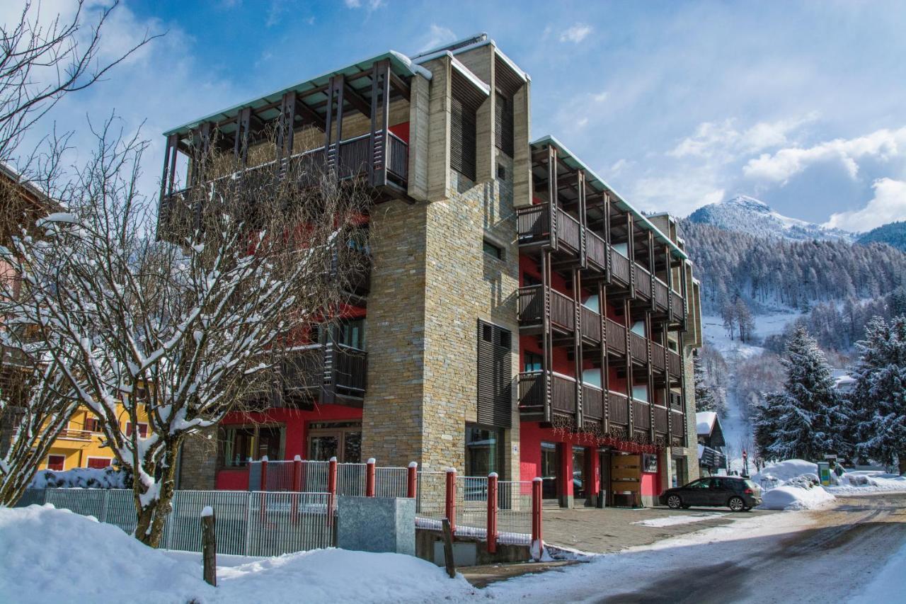 Hotel Ambrosini Aprica Exterior foto